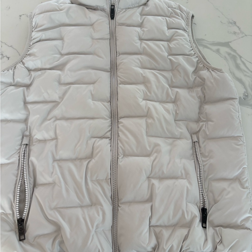 Point Zero Light Gray Puffer Vest